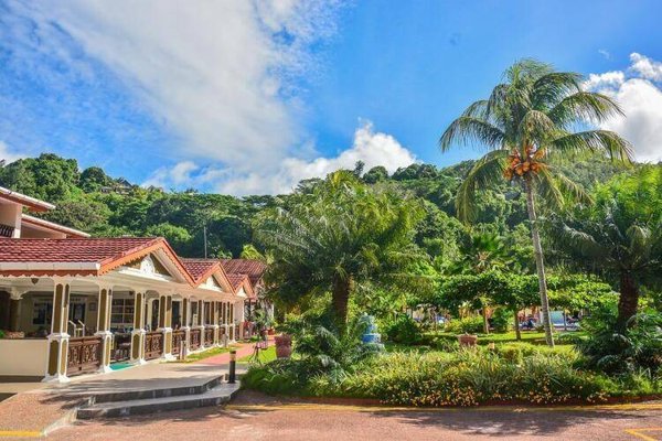 Горящий тур на Сейшелы — отель Berjaya Praslin Beach Resort (о. Праслен)
