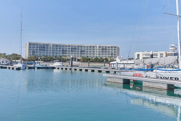 Горящий тур в Оман — отель Barcelo Mussanah Resort (Муссанах)