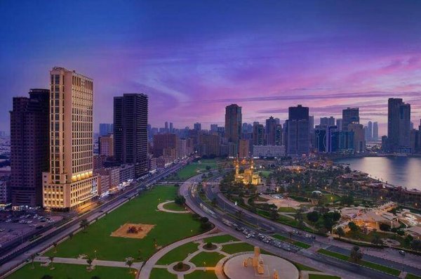 Горящий тур на Кубу — отель DoubleTree by Hilton Sharjah Waterfront Hotel And Residences (Шарджа)