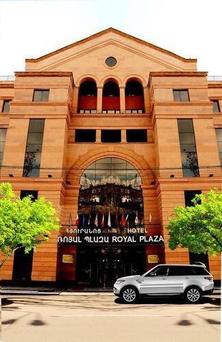 Горящая путевка в Армению — отель Royal Plaza (Ереван)