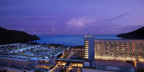 Горящий тур в Китай — отель Intercontinental Sanya Resort (Сяодунхай Бэй)
