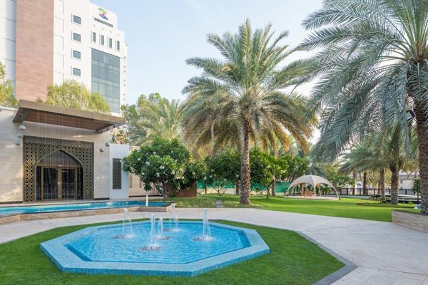 Горящий тур в Оман — отель Sheraton Oman (Маскат)