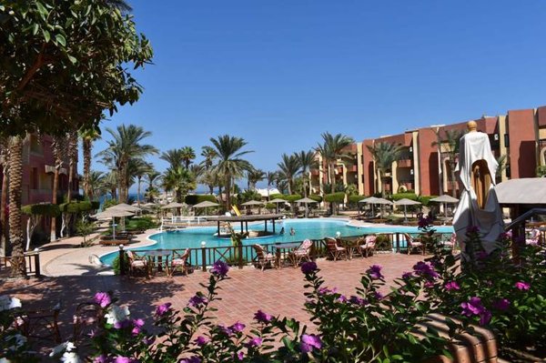 Горящий тур по 27 направлениям — отель Geisum Village (Хургада (город))