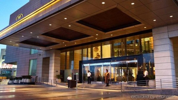 Горящий тур в Индию — отель Crowne Plaza New Delhi Rohini, An Ihg Hotel (Нью-Дели)