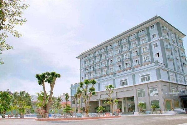 Горящая путевка во Вьетнам — отель Sky Beach D20 Nha Trang Hotel (Ex.Sky Beach Hotel) (Нячанг)