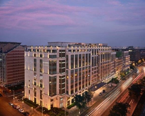 Горящий тур на Кубу — отель New World Beijing Hotel (Пекин)