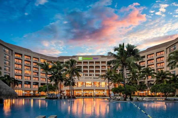 Горящая путевка на Кубу — отель Holiday Inn Sanya Bay (Санья)