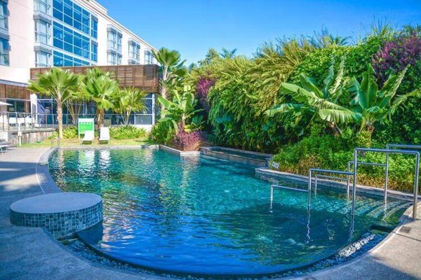 Горящая путевка на Маврикий — отель Holiday Inn Mauritius Mon Tresor (Южное побережье)
