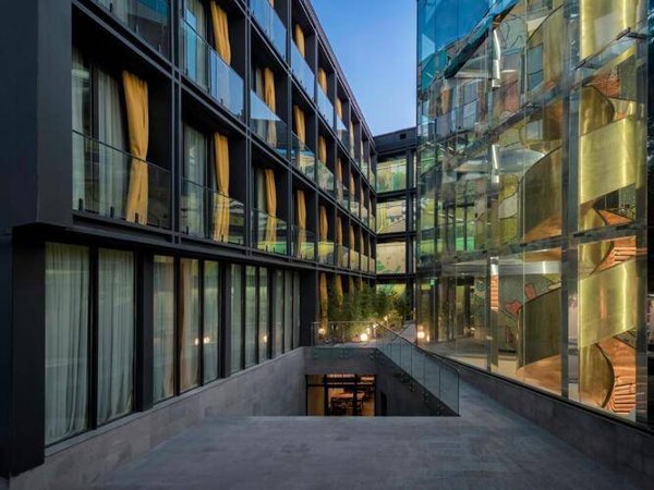 Горящий тур по 27 направлениям — отель Glarros Old Town Hotel (Тбилиси)