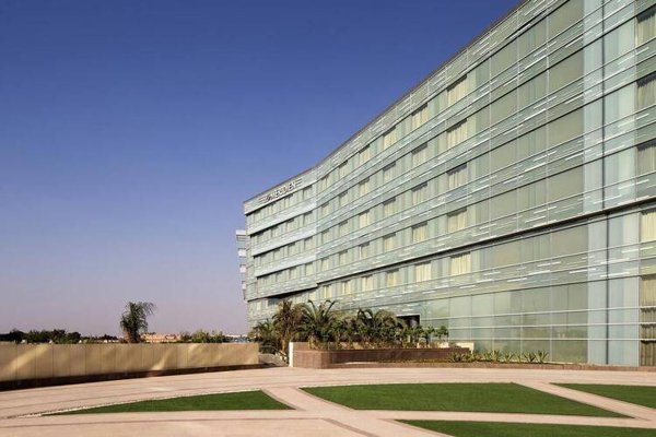 Горящий тур по 27 направлениям — отель Le Meridien Cairo Airport (Каир)